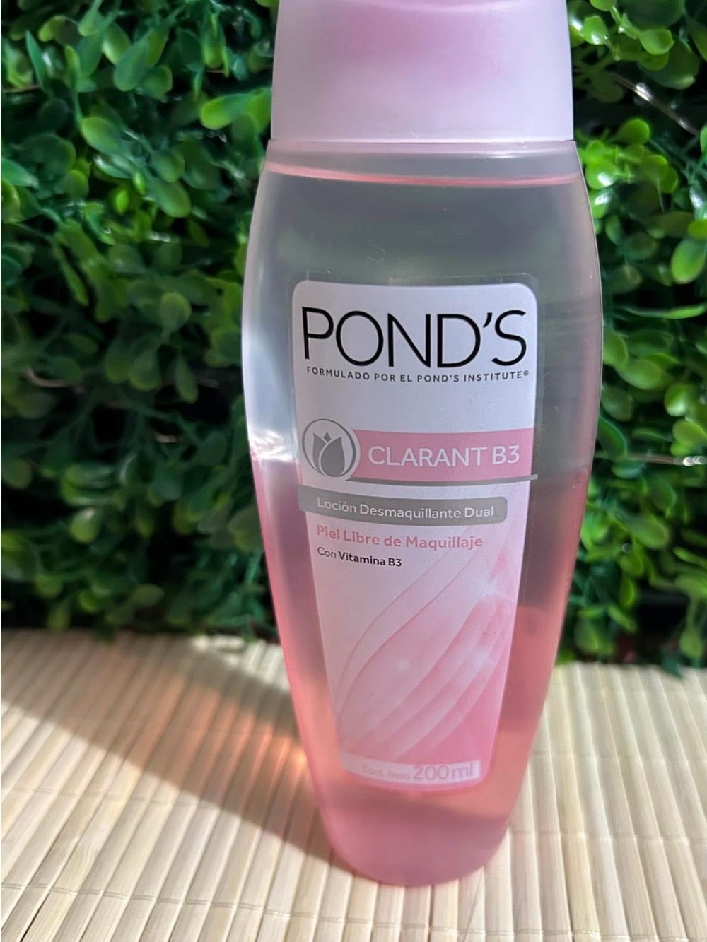 POND'S Clarant B3 Dual-Action Makeup Remover - Pink